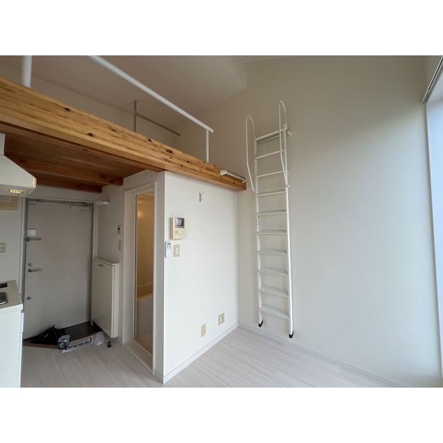 セーラU大泉学園201号室 リビング