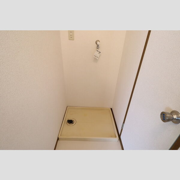 エミネンス　壱・弐番館 洗濯機置き場