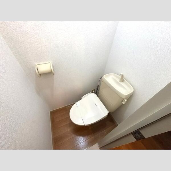 ソレイユ若葉　A106号室 温水洗浄便座