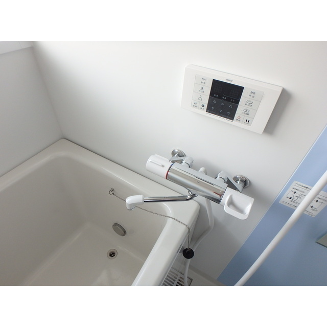 長後ハイツ16号室 内観