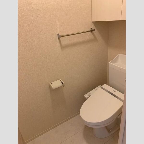 コンフォール セイワ トイレ