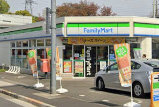 国分寺市新町3丁目戸建て（4LDK/89.10m平米） 【コンビニエンスストア】ファミリーマート 国分寺戸倉通り店まで502ｍ