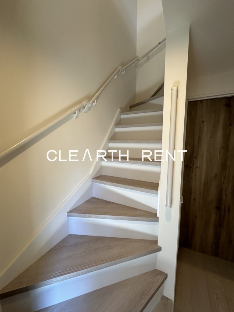 ＳＵＭＩＫＡ102号室 ☆【新築アパート】メゾネットタイプ/ロフト付き☆