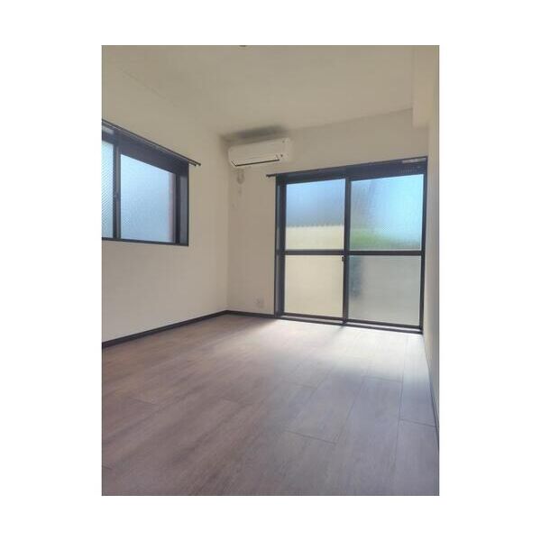 メゾン本行徳 リビング