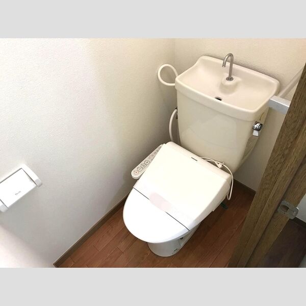サニーコート国分寺台202号室 温水洗浄暖房便座