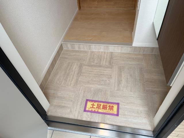 アルデバラン３４８202号室 玄関
