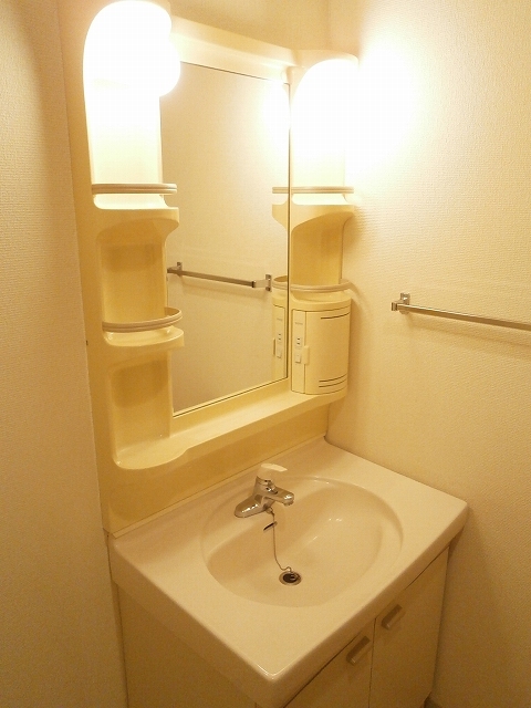 エステ－ジ築地0304号室 同建物別部屋の参考画像