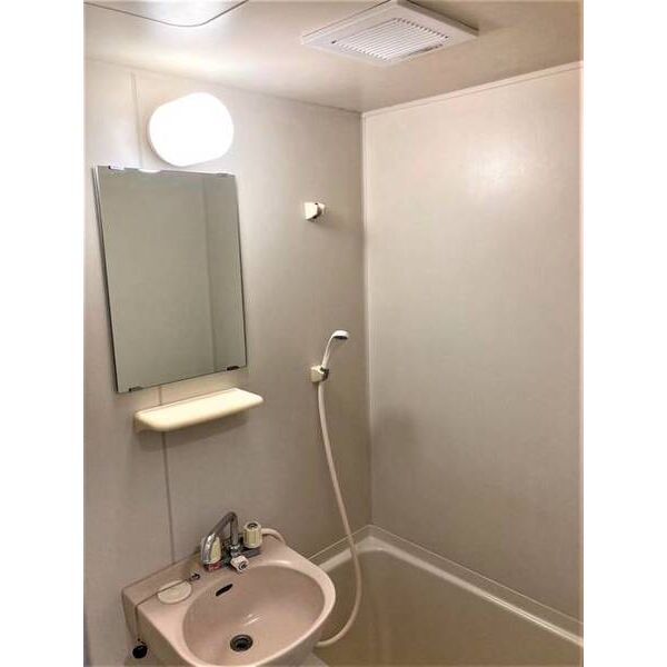 キュービック湘南　壱番館0302号室 お風呂