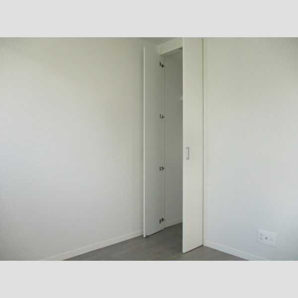 DCR若松町102号室 洋室