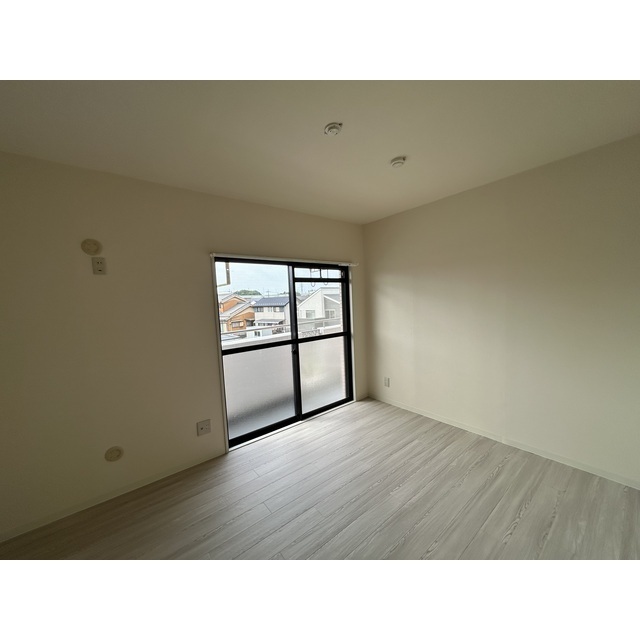 コーポ・マリリ305号室 内観