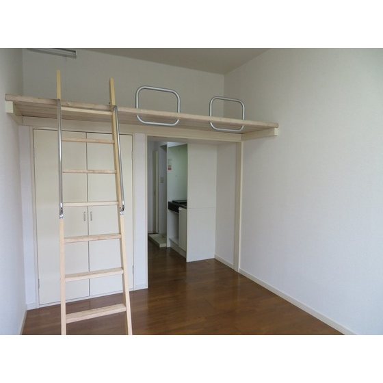 サニーホームズ府中 リビング