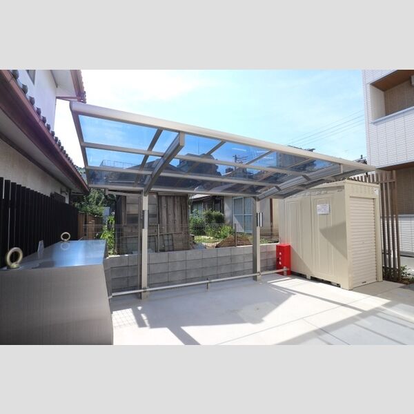 クレールモア 駐輪場