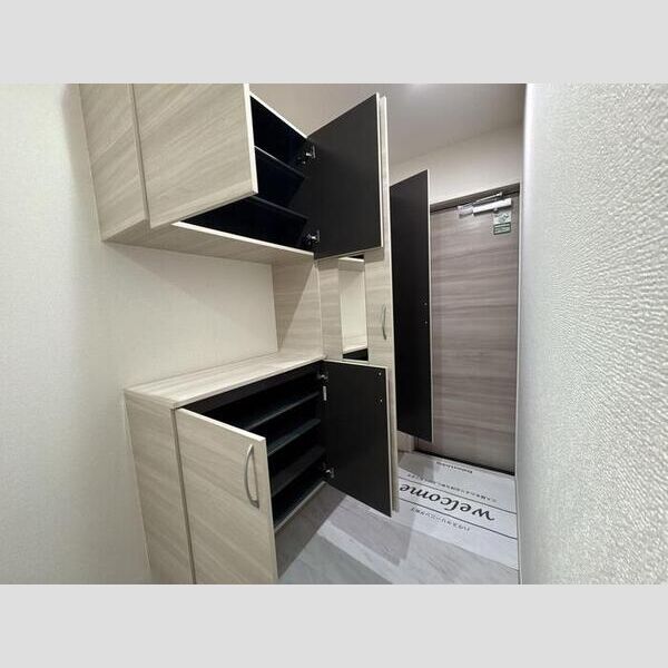 セレスティア扇Ⅲ303号室 シューズボックス