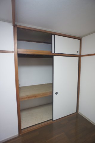 大野ハイツ0101号室 収納