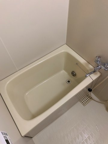 ヴィラージュ本鵠沼0402号室 お風呂