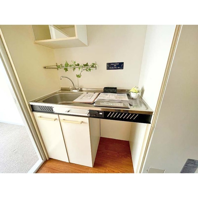 相川マンション304号室 緊急時も安心の電気温水器付き