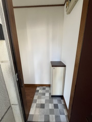 宮下ハイツ 玄関