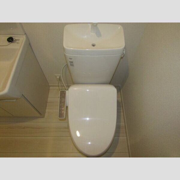 メルディア日進303号室 退去前により別のお部屋の写真です。