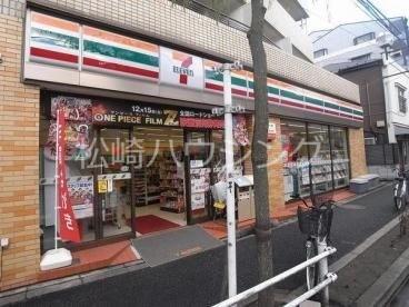 ユートピア1階 セブンイレブン中野上高田2丁目店
