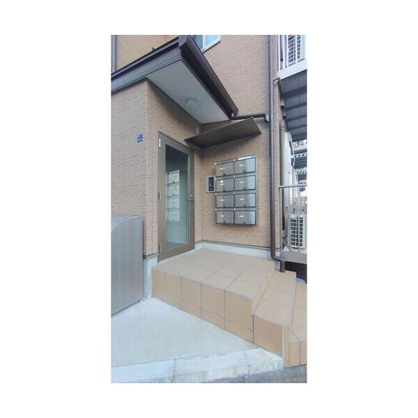 Argione高島平 エントランス