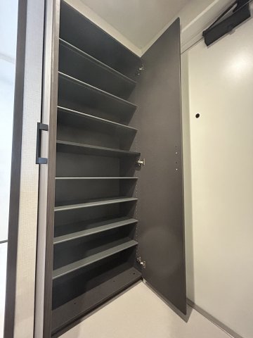 グローリオシェルト駒込 収納