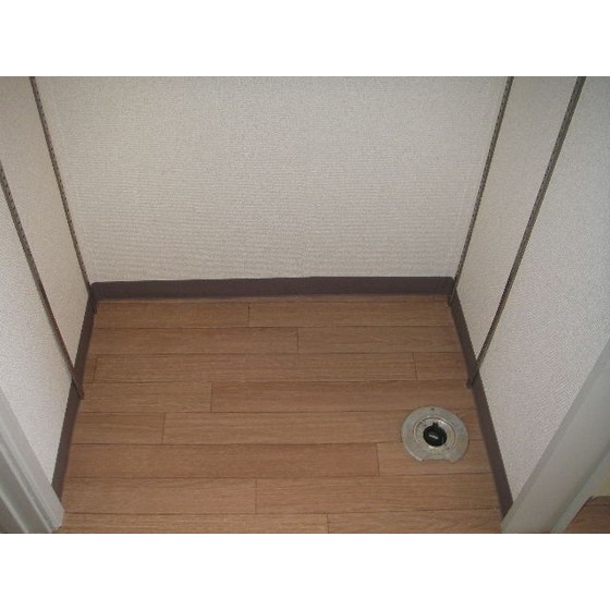 ヴィラ・フローラス2階 内観