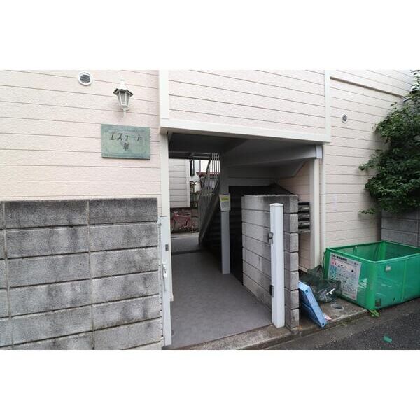 エステート華 エントランス