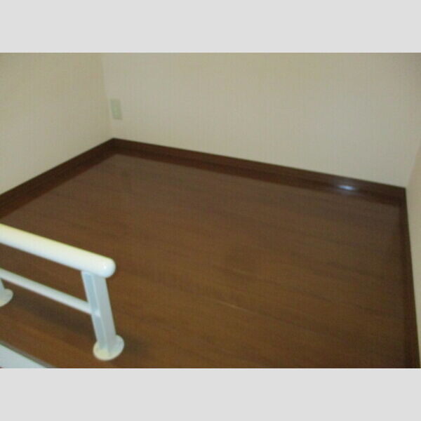 エミネンス上本郷203号室 ロフト