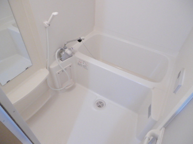 トレセリア横山1001号室 バス