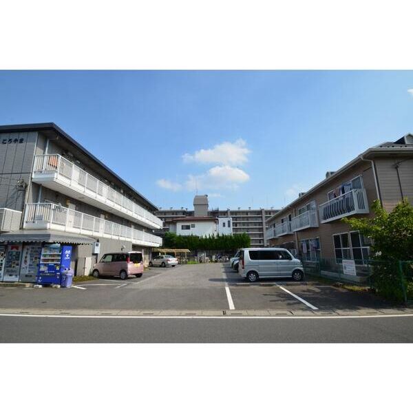 こうやま 駐車場