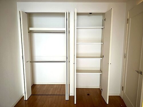 パークコリーナ上大岡アジュールコート 収納(洋室約5.5畳)　※2026年2月撮影