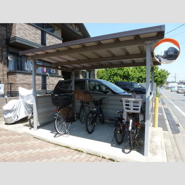 ピアハイツ 駐輪場