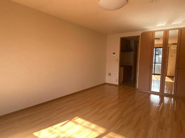 トリムガーデンサカクラ 洋室