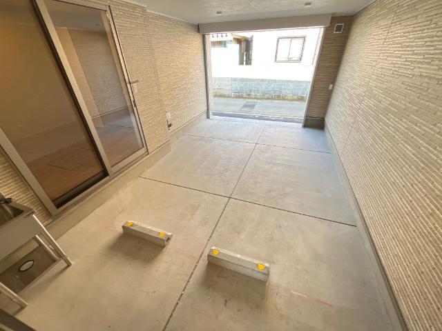 Ｇ・シエルクレール106号室 ガレージ