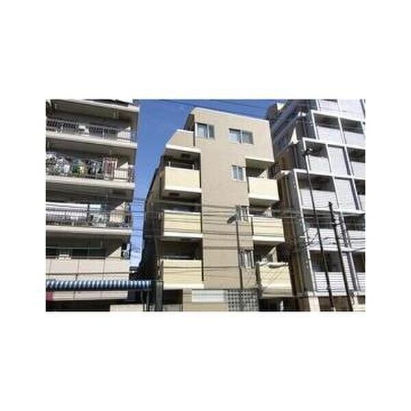 セントレジスM102号室 外観