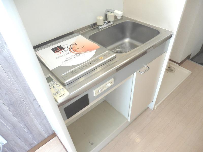 ジュネス南大沢3階 使いやすいシステムキッチン★