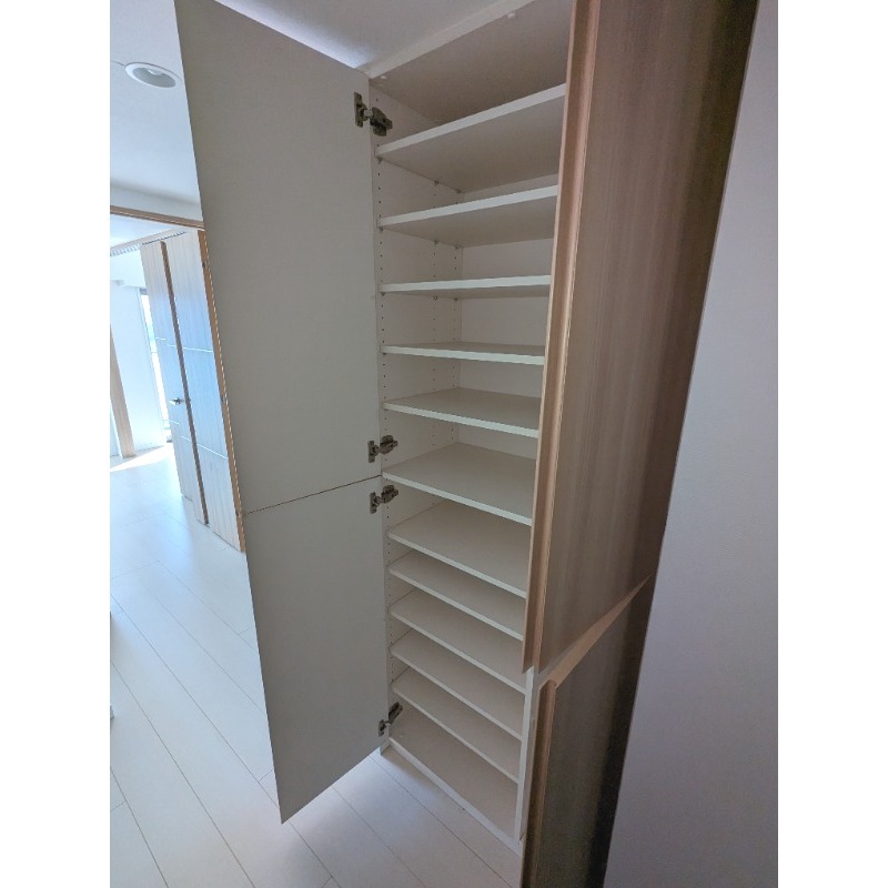 グランパーク町屋7階 下足入れ