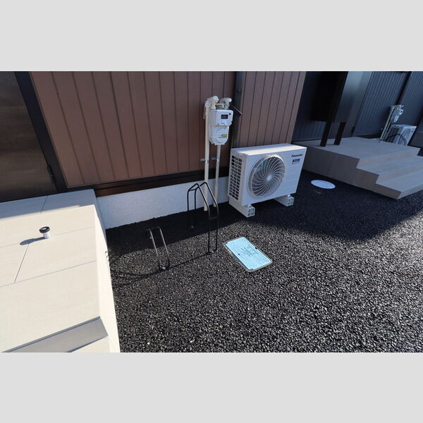 S Garden05号室 サイクルラック