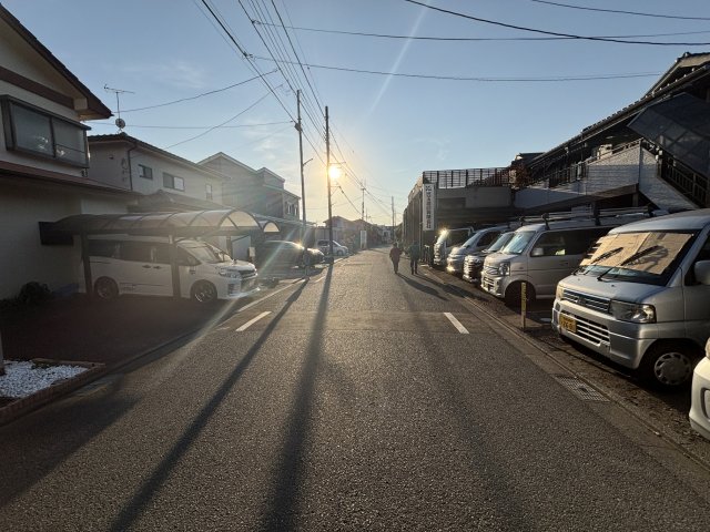 グランレジデンス千代田201号室 前面道路です。