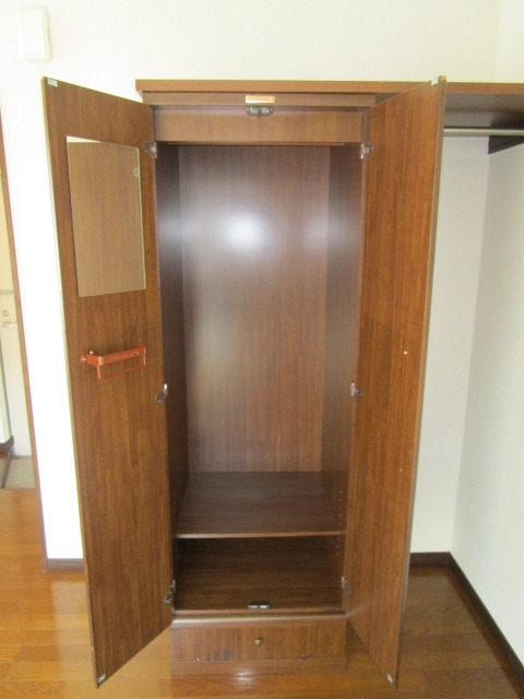 リバティハイツ 収納