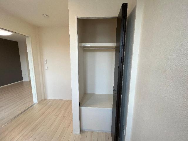 ヴェールコリーヌⅢ クローゼット