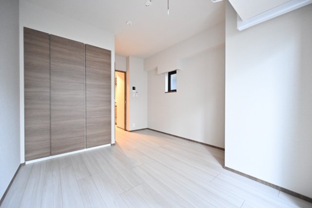 ＧＲＡＮＳＩＴＥ　ＮＡＫＡＭＥＧＵＲＯ4階 部屋その他