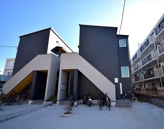 クレスト平塚の外観画像