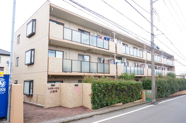 ファミーリェ二俣川0301号室 外観