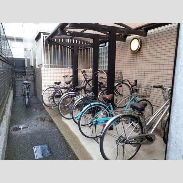 アーバンライフ 駐輪場