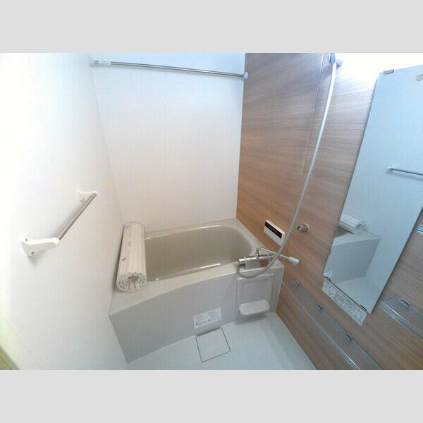 レフィナード 追い焚きと浴室乾燥機付