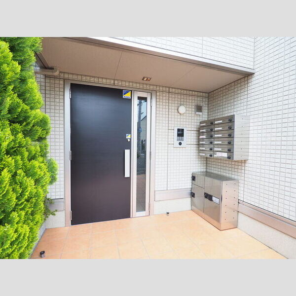 セジュール武蔵新城 エントランス