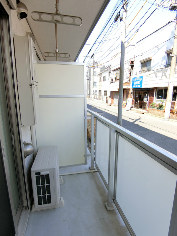 リブリ・グレイス レジデンス1階 バルコニー