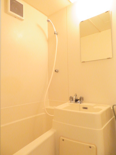 カルタス２１日吉1階 お風呂