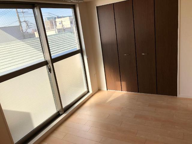 Raffine Port202号室 洋室